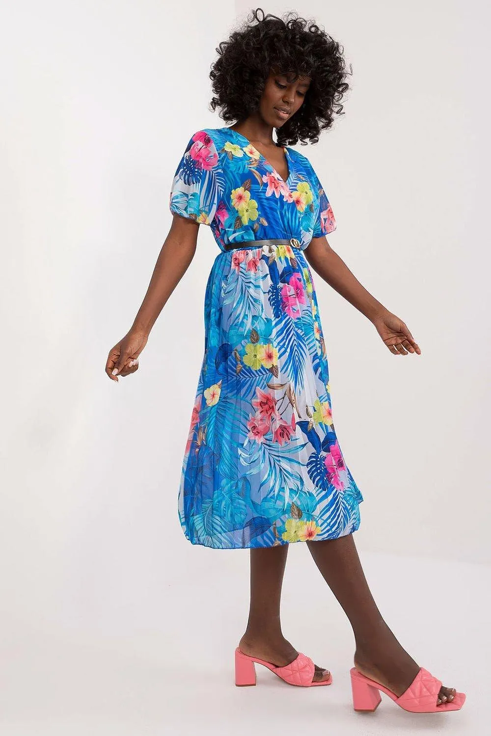Chic Pleated Midi Dress for Effortless Elegance