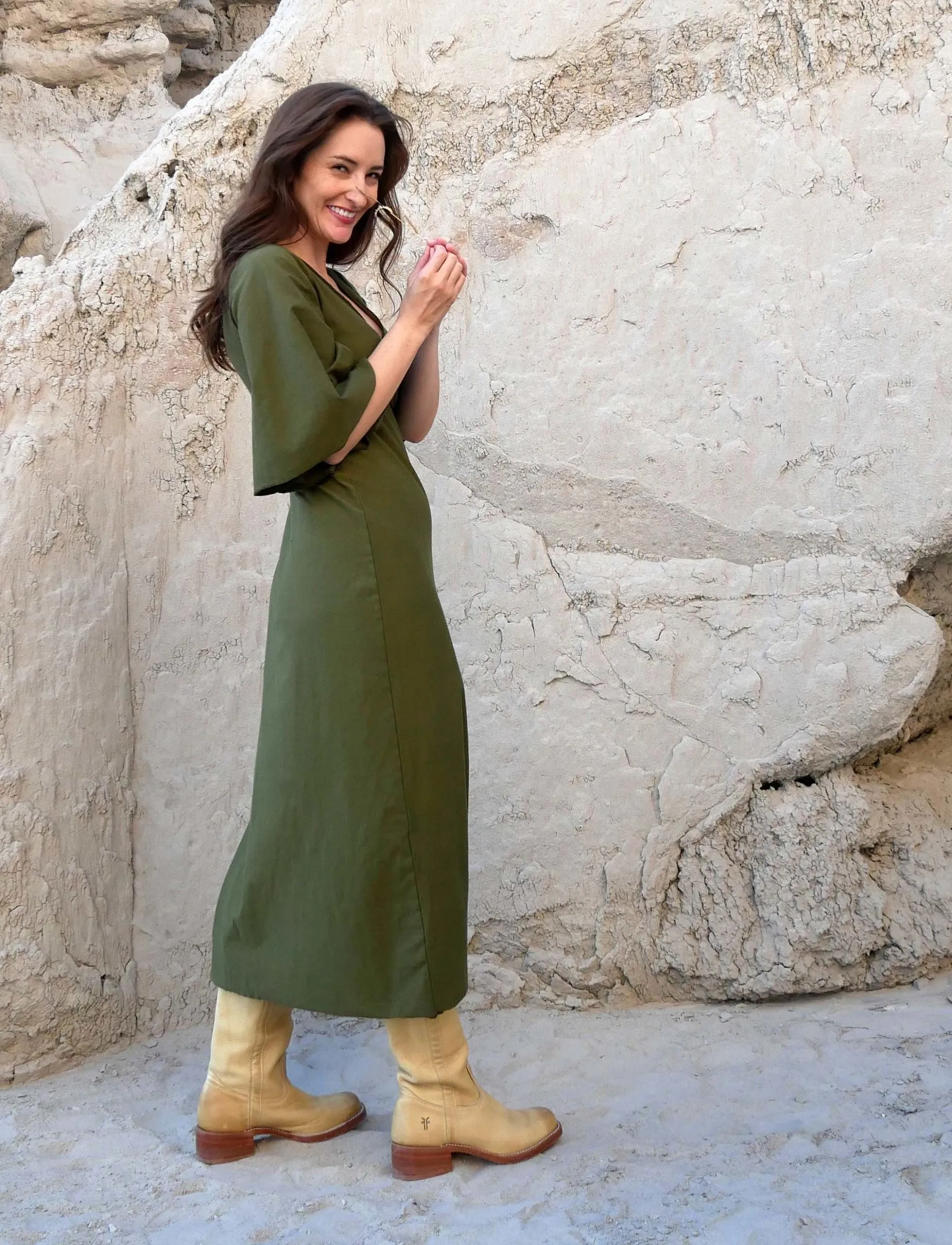 Market Priestess Sleeve Empire Pencil Below Knee Dress