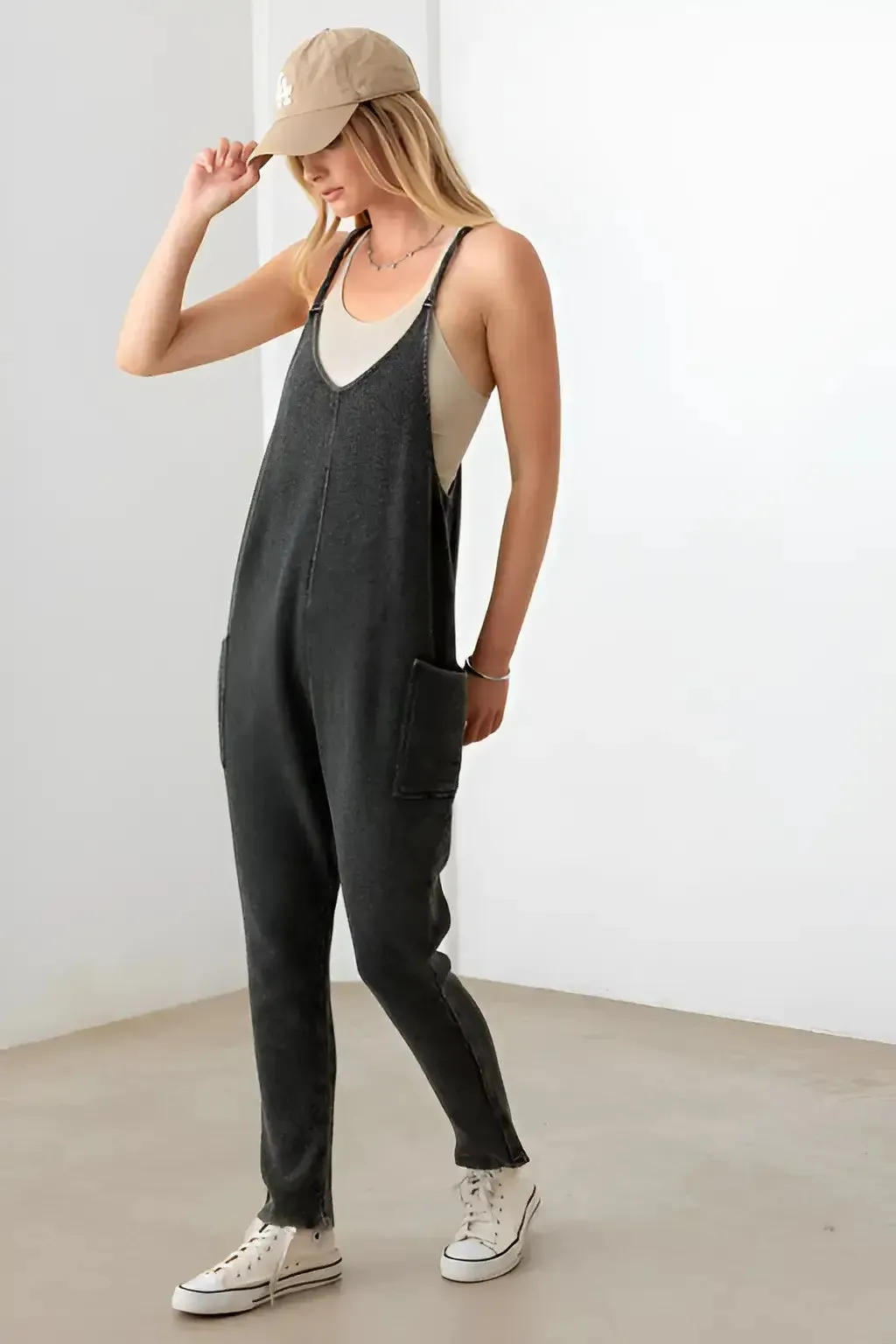 RELAXED WAFFLE KNIT SIDE POCKET JUMPSUIT