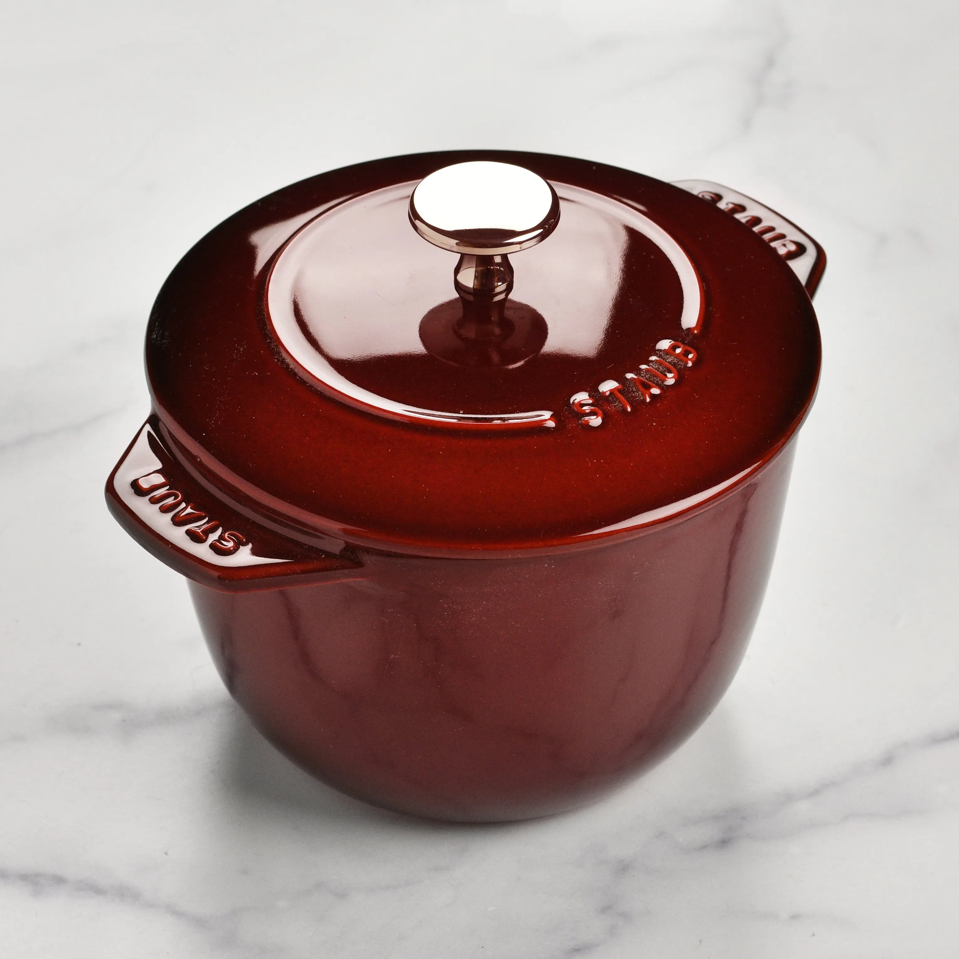 Staub 1.5-quart Grenadine Petite French Oven