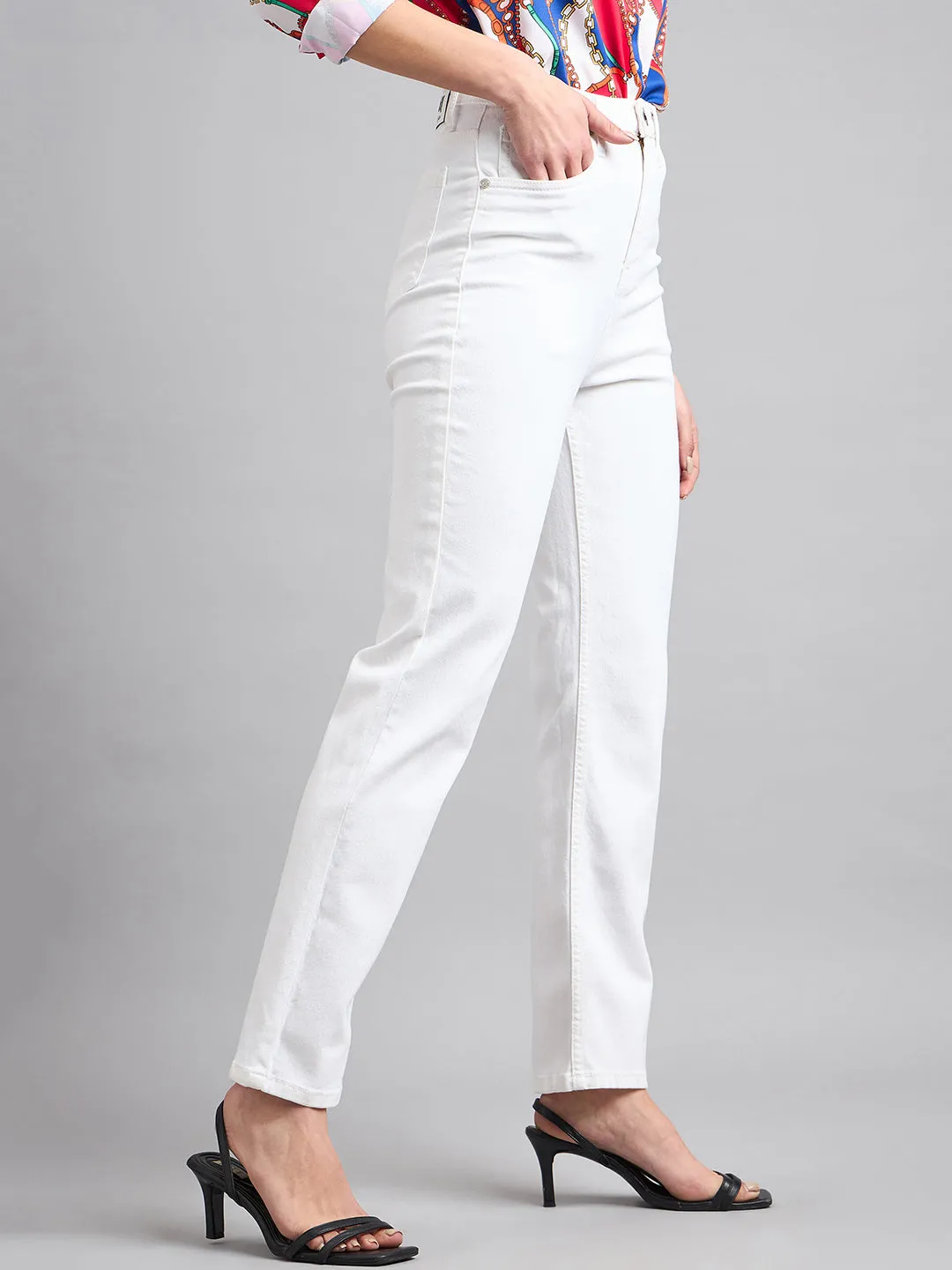 Style Quotient Women White Straight Fit High Rise Stretchable Jeans